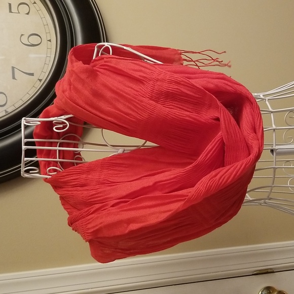 $5 ITEM. Apricot colored Pashmina scarf EUC - Picture 3 of 6